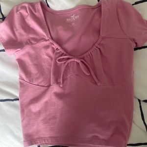 Hollister bust top